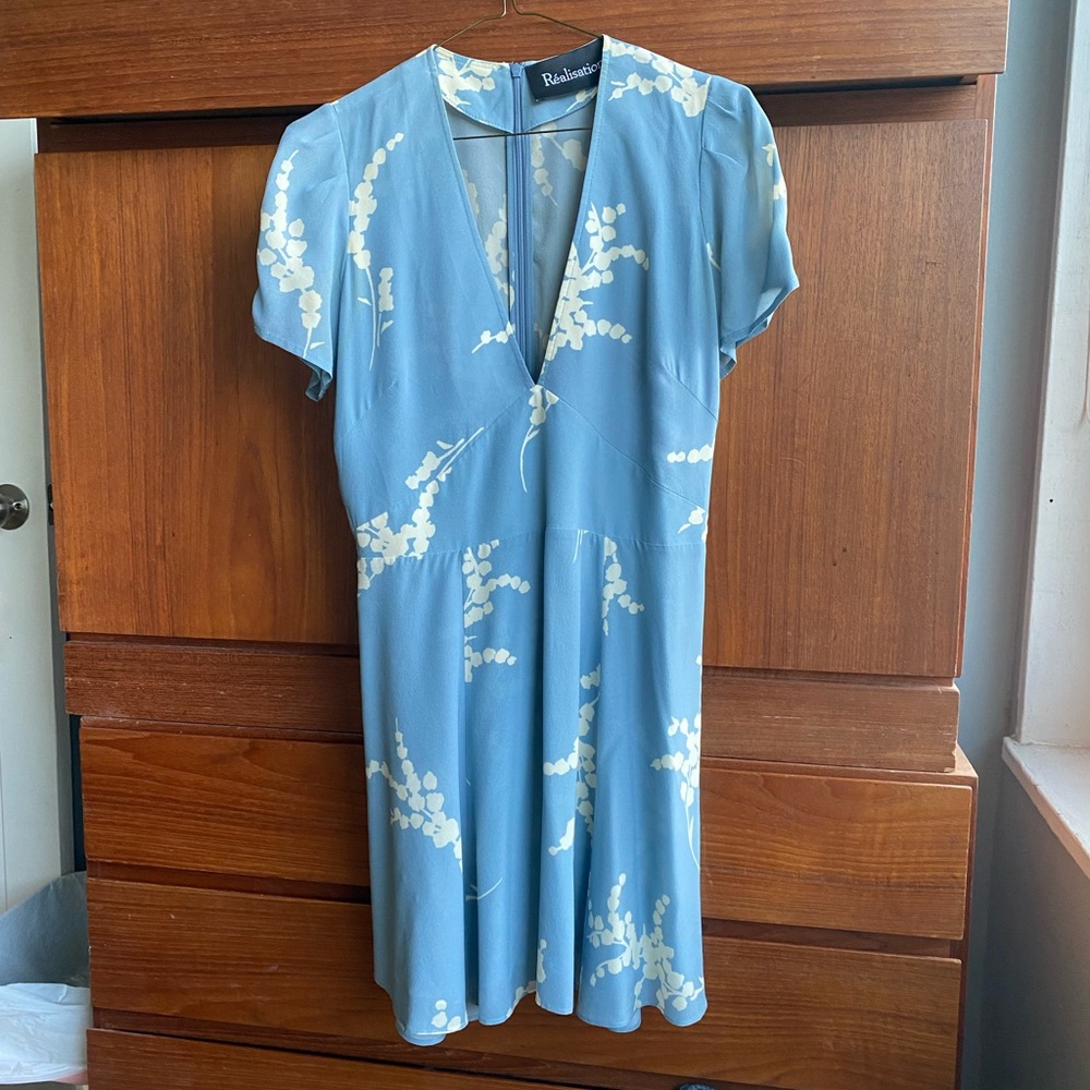 Realisation Par Luella blue wildflower dress size small SOLD OUT MSRP $190
